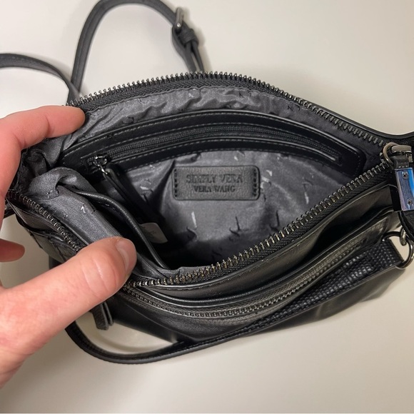 Simply Vera Wang Loren Crossbody Bag Black Faux Leather Adjustable Strap  Zipper - Picture 11 of 13